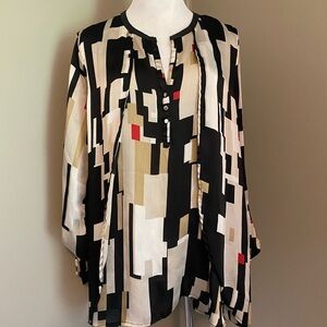 Chic Geometric Black and Cream Women's Top